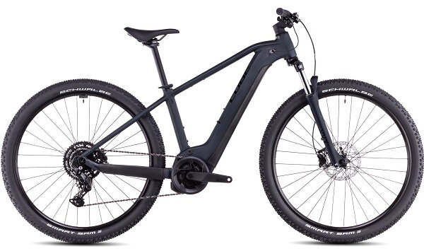 E-bicykel Cube Reaction Hybrid Performance 625 night´n´black 2025